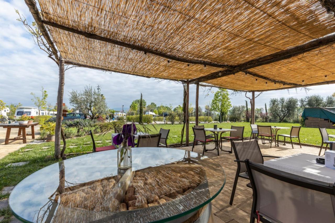 Agricamping Mabellini Orlando Дезенцано-дель-Гарда Екстер'єр фото